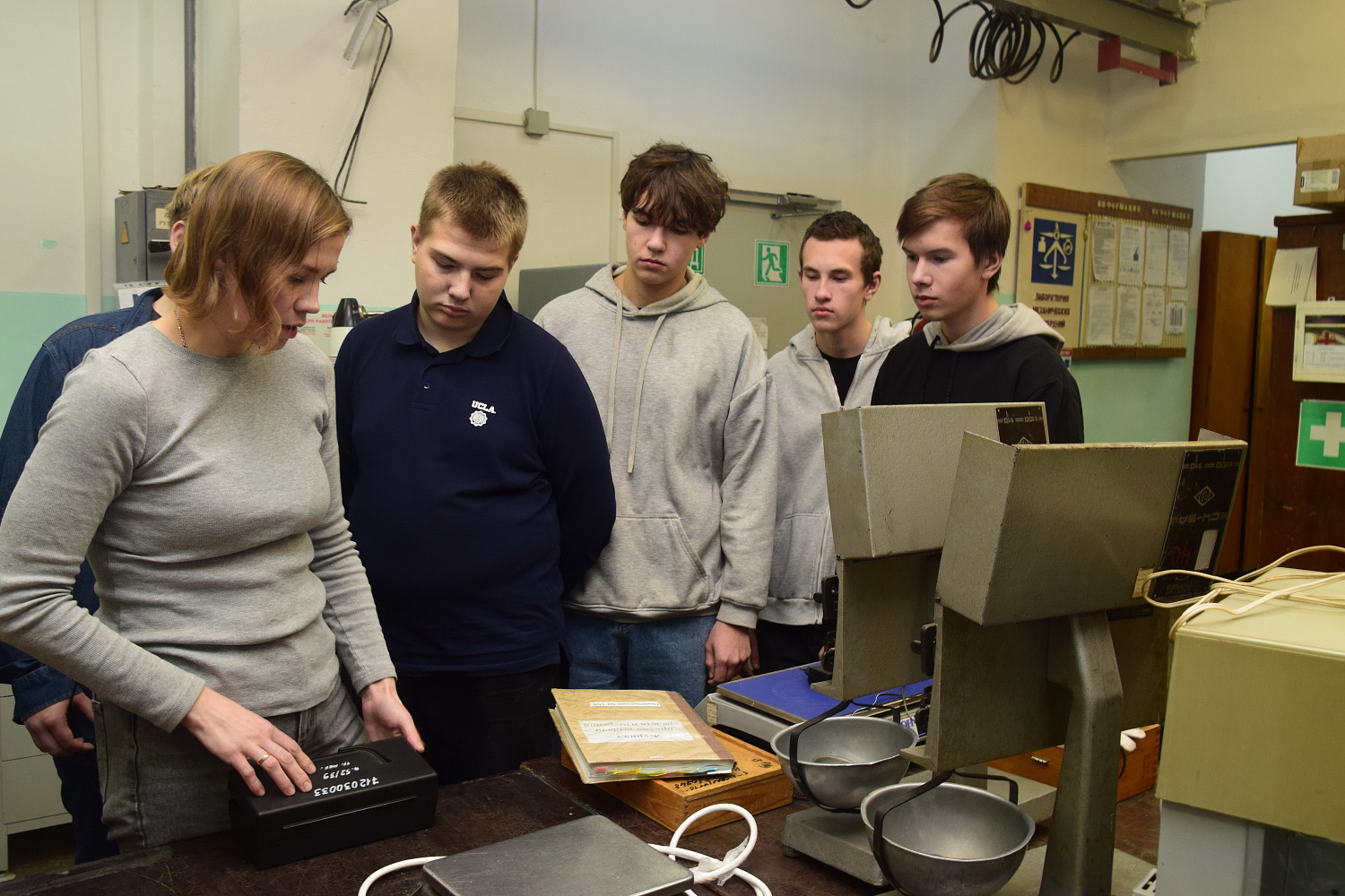 Погружение в профессию: для студентов подшефного техникума в АО «ЛЕПСЕ» организовали экскурсии и профориентационный КВИЗ 
