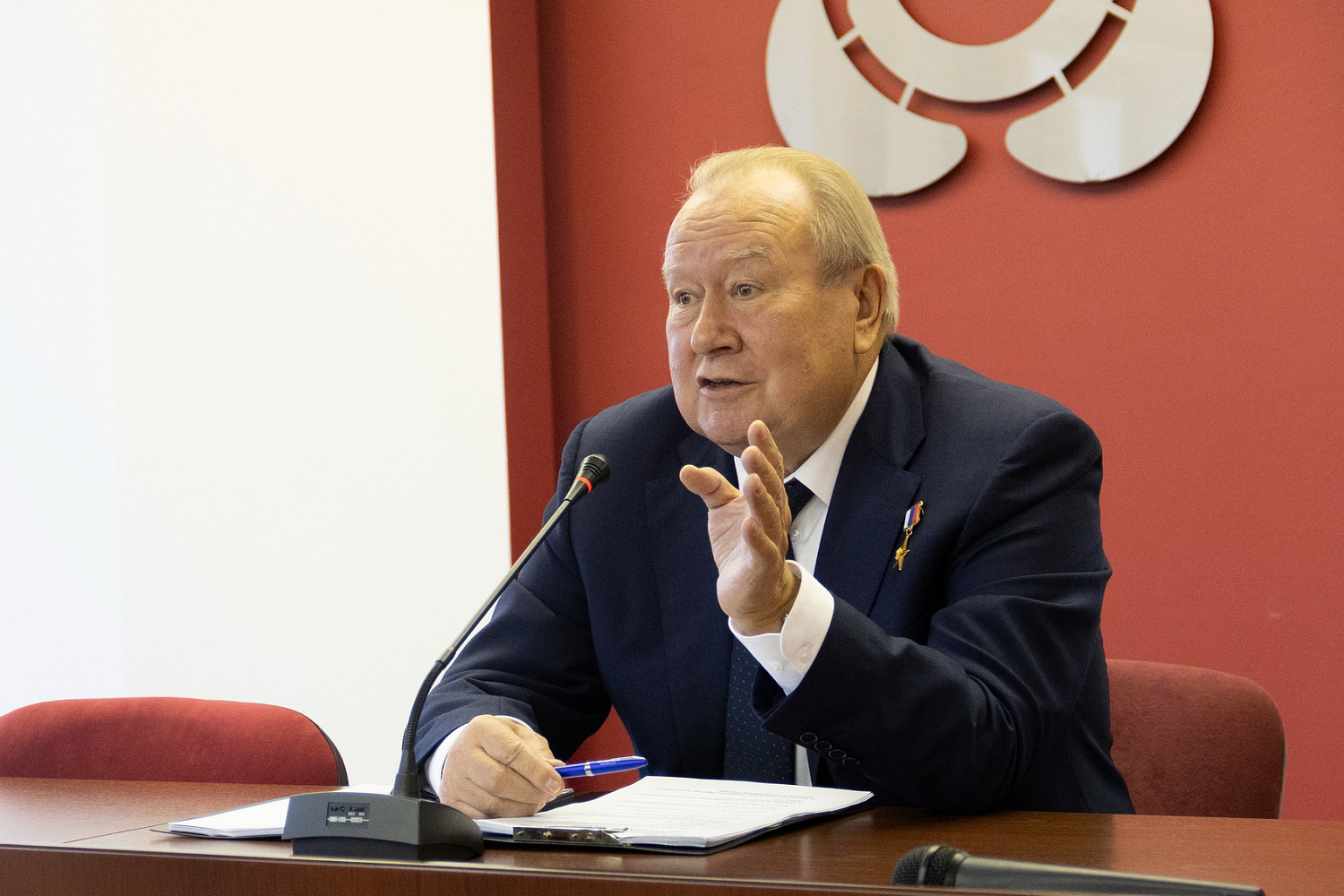 Ко Дню рождения завода подошли с достойными результатами: итоги работы за десять месяцев озвучили на оперативном совещании